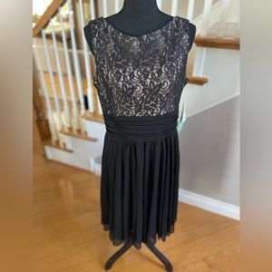Black Lace sleeveless Top cocktail dress